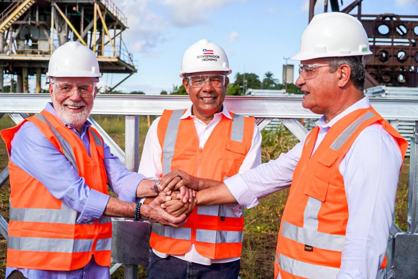 NO CANTEIRO DE OBRAS DA PONTE SALVADOR-ITAPARICA, RUI DESTACA MATERIALIZAÇÃO DE SONHO