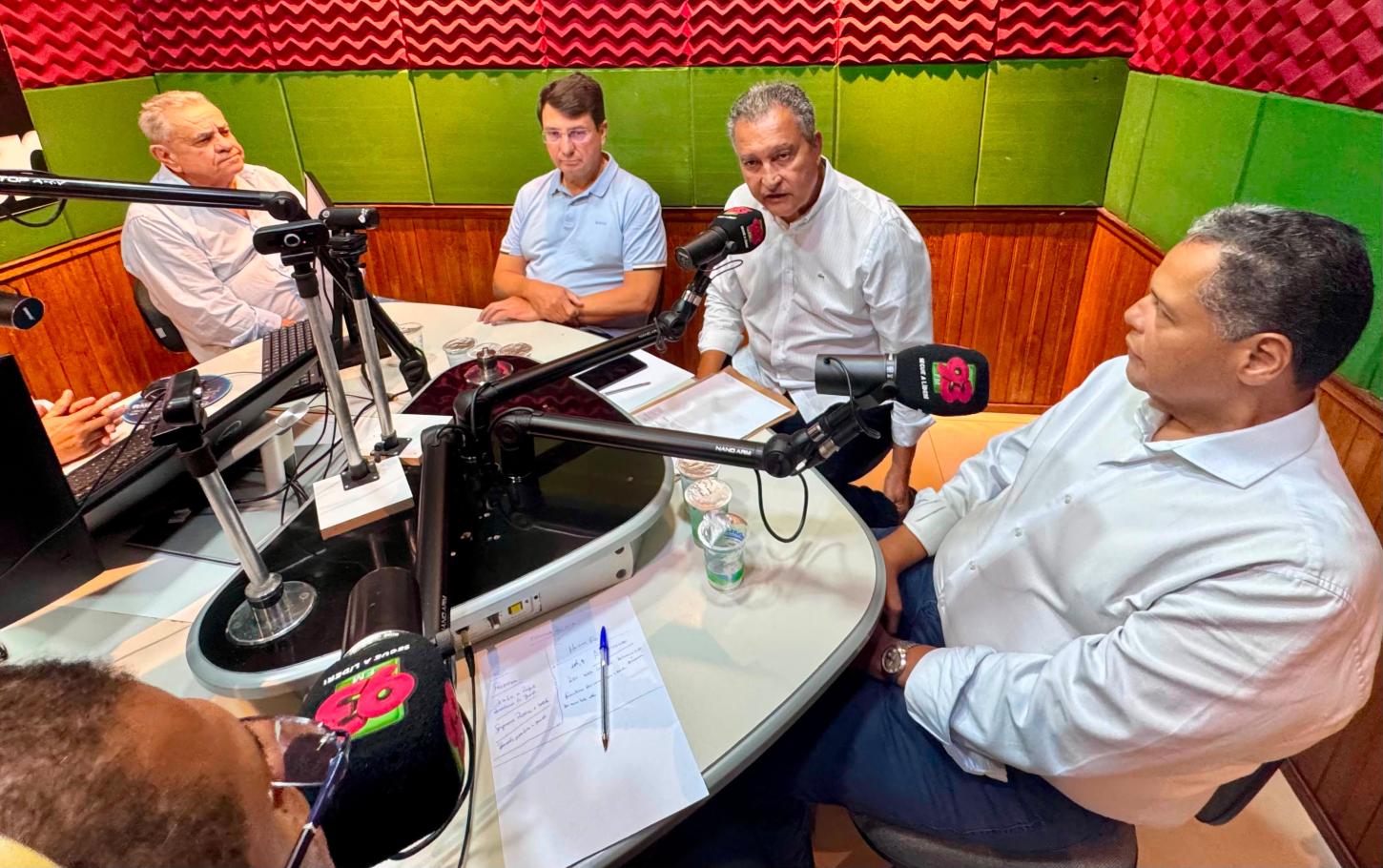 RUI CRITICA ACM NETO POR EXALTAR EX-PREFEITO PRESO PELA PF COMO REFERÊNCIA EM SEGURANÇA PÚBLICA