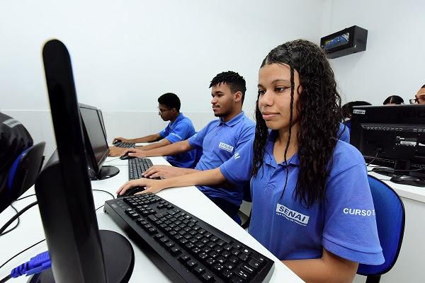 ÚLTIMOS DIAS DE INSCRIÇÕES PARA 936 BOLSAS DE CURSOS TÉCNICOS DO SENAI