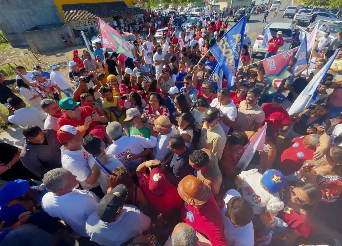 VIROU FESTA: PREFEITA BLOQUEIA RODOVIA E FAZ SURPRESA PARA JERÔNIMO
