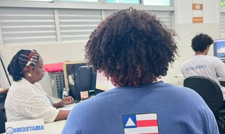 ESTUDANTES DA REDE ESTADUAL DA BAHIA TÊM ATÉ 4 DE NOVEMBRO PARA ATUALIZAR CADASTRO ESCOLAR